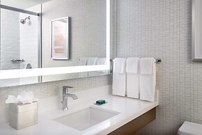 DoubleTree by Hilton Chicago - North Shore Conference Center