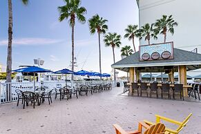 Holiday Inn & Suites Clearwater Beach S-Harbourside by IHG
