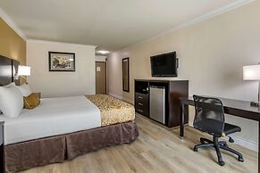 Best Western Plus South Bay Hotel