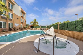 Best Western Plus South Bay Hotel