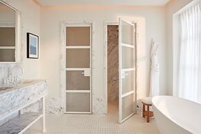 Claridge’s, Maybourne