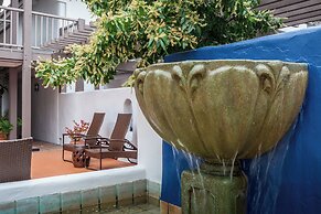 Hotel Pacific