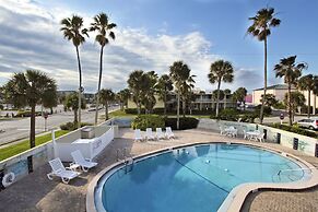 Hotel Days Inn By Wyndham Cocoa Beach Port Canaveral Cocoa Beach   50ecc4d6 B 