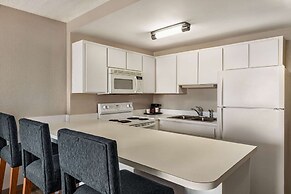 Days Inn by Wyndham Cocoa Beach Port Canaveral