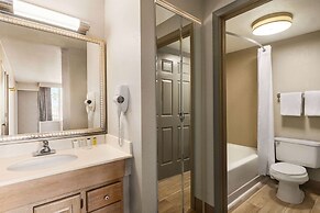 Days Inn by Wyndham Cocoa Beach Port Canaveral