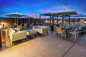 Holiday Inn Hotel and Suites Richmond West End by IHG