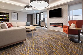 Holiday Inn Hotel and Suites Richmond West End by IHG