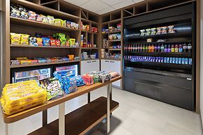 Holiday Inn Hotel and Suites Richmond West End by IHG