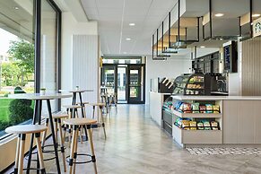 Delta Hotels by Marriott Muskegon Convention Center