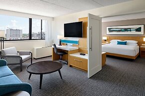 Delta Hotels by Marriott Muskegon Convention Center