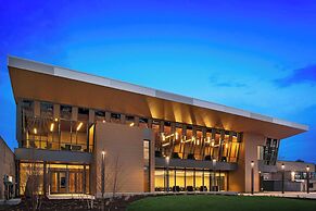 Delta Hotels by Marriott Muskegon Convention Center