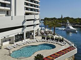 Waterstone Resort & Marina Boca Raton, Curio Collection by Hilton