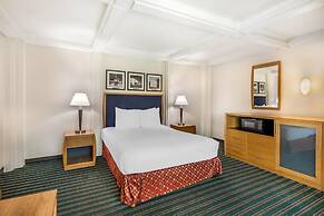Best Western Pine Tree Motel