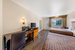 Rodeway Inn at Nevada State Capitol