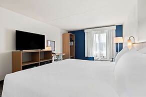 Spark by Hilton Hummelstown Hershey