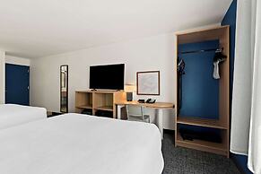 Spark by Hilton Hummelstown Hershey