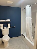 Spark by Hilton Hummelstown Hershey