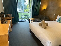 Banjo Paterson Motor Inn