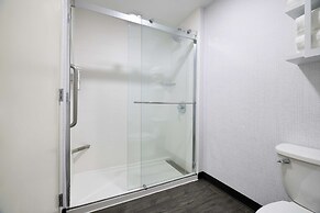 Hampton Inn Newark Airport