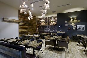 DoubleTree by Hilton Ottawa Downtown