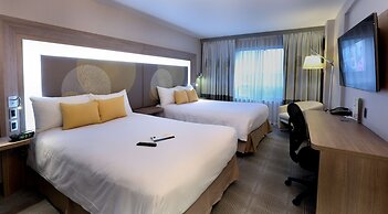 DoubleTree by Hilton Ottawa Downtown