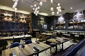 DoubleTree by Hilton Ottawa Downtown