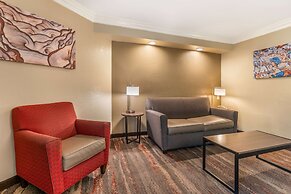 Best Western Plus Wine Country Inn & Suites