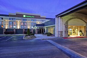 Holiday Inn Cincinnati-Riverfront by IHG