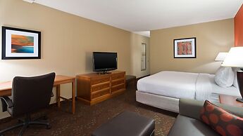 Holiday Inn Cincinnati-Riverfront by IHG