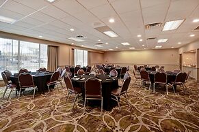 Holiday Inn Cincinnati-Riverfront by IHG