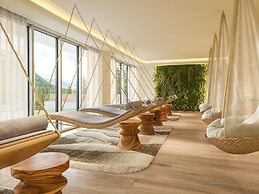 Rimrock Banff, Emblems Collection