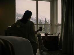Rimrock Banff, Emblems Collection