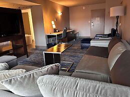 Skyline Hotel Detroit Airport, SureStay Collection by BW