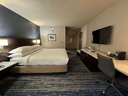 Skyline Hotel Detroit Airport, SureStay Collection by BW