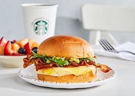 Courtyard by Marriott Toledo Airport Holland