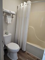 Days Inn by Wyndham Clemson