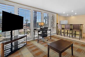 Best Western Date Tree Hotel