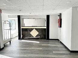 Baldwin Inn & Suites