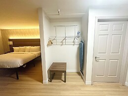 Baldwin Inn & Suites