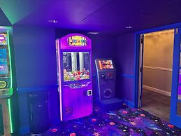 The Shores Resort & Spa