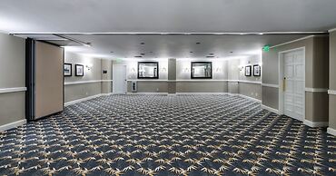 The Shores Resort & Spa