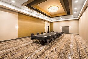 Holiday Inn Roanoke Airport – Conference CTR by IHG