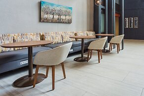 Holiday Inn Roanoke Airport – Conference CTR by IHG