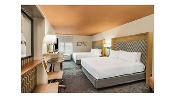 Holiday Inn Roanoke Airport – Conference CTR by IHG