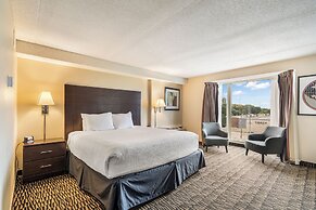 Ramada Plaza by Wyndham Niagara Falls
