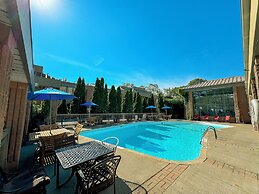 Ramada Plaza by Wyndham Niagara Falls