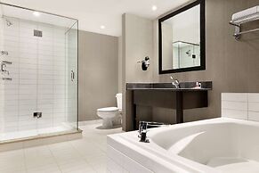 Ramada Plaza by Wyndham Niagara Falls