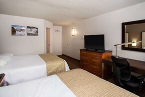 Travelodge by Wyndham Fort Wayne North