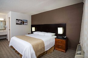 Travelodge by Wyndham Fort Wayne North