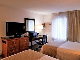 Travelodge by Wyndham Fort Wayne North